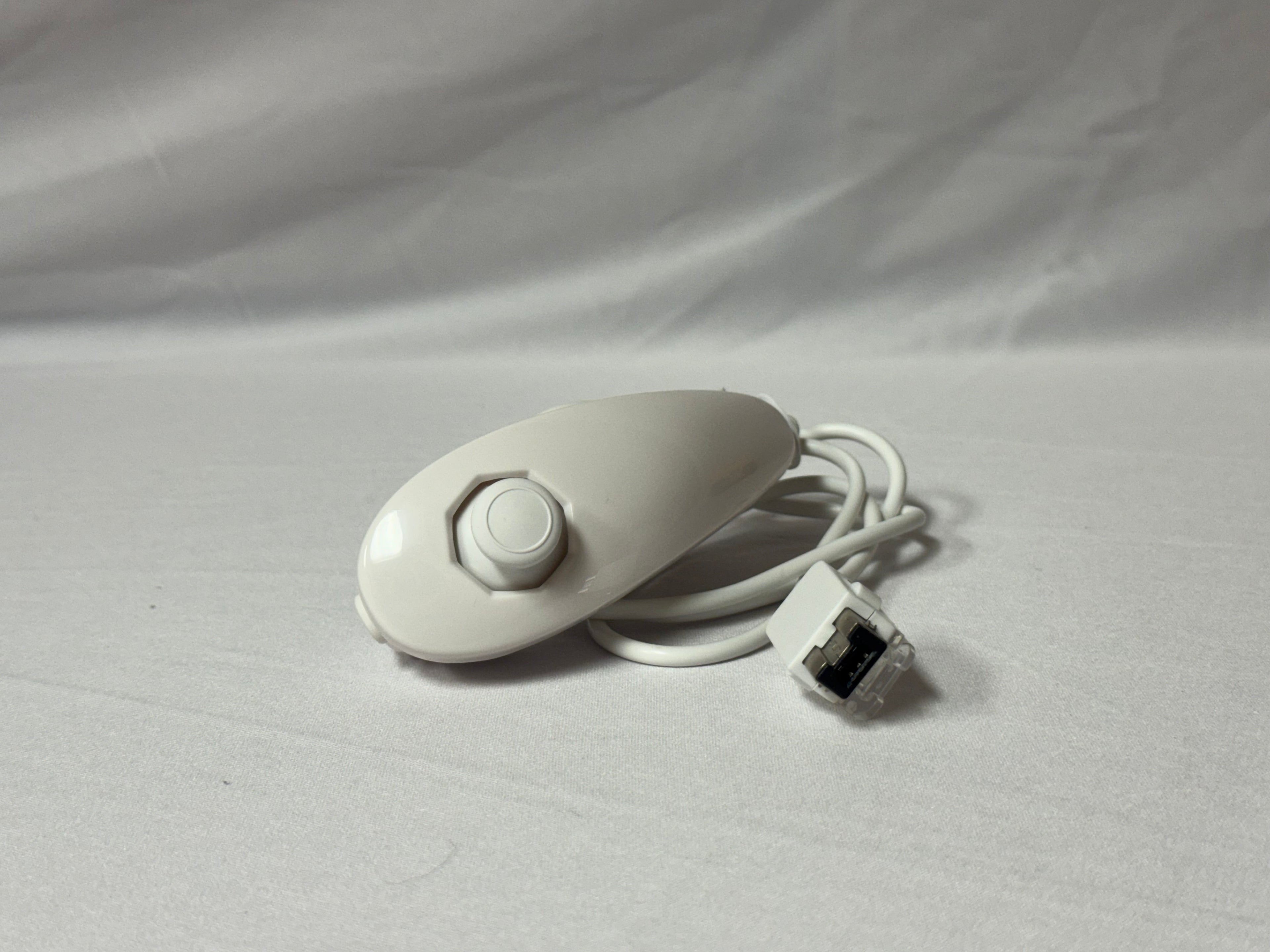 Wii Nunchuk (Refurbished)