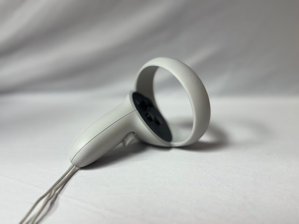 Oculus Quest 2 Controllers (Referbished)