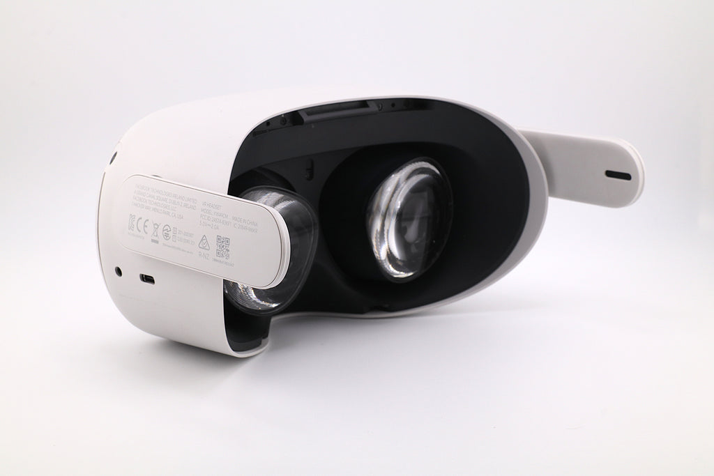 Oculus Quest 2 (Refurbished)
